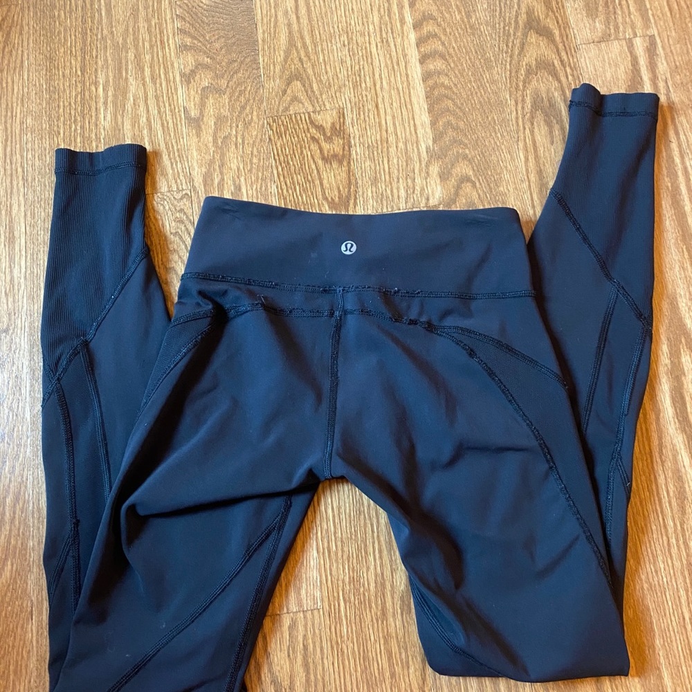 Lululemon full length workout leggings size 2